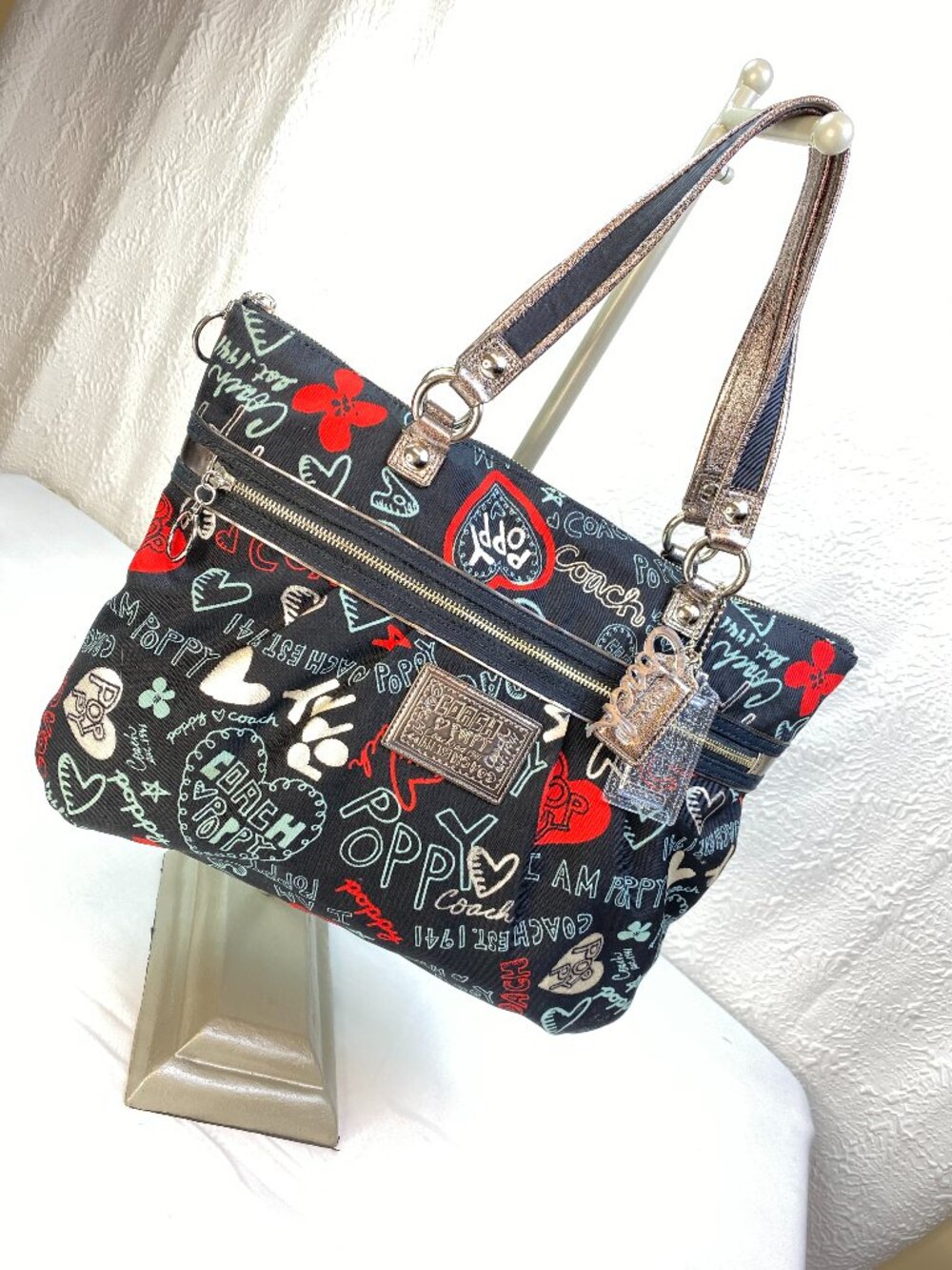 Coach Poppy Graffiti Heart Tote Y2K Canvas Shoulder Bag Purse | Roxie ❤️